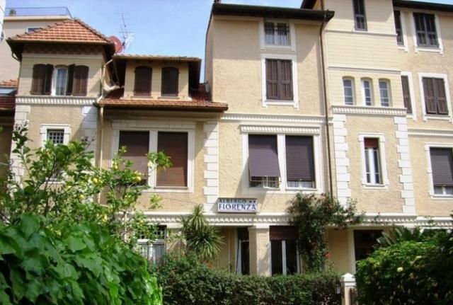 Hotel Fiorenza & Banksia Meuble Alassio Exterior photo