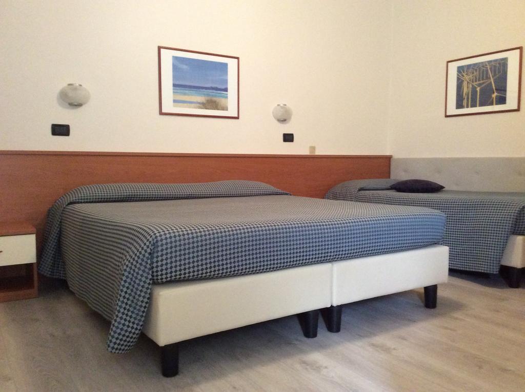 Hotel Fiorenza & Banksia Meuble Alassio Exterior photo
